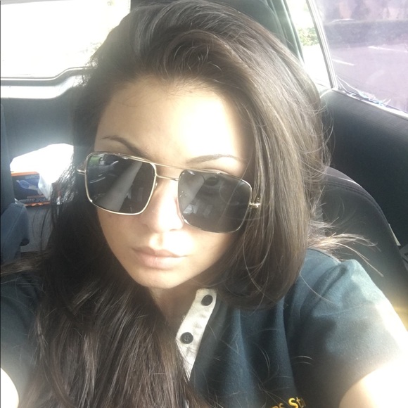 Meet your Posher, Keana - Picture 1 of 1